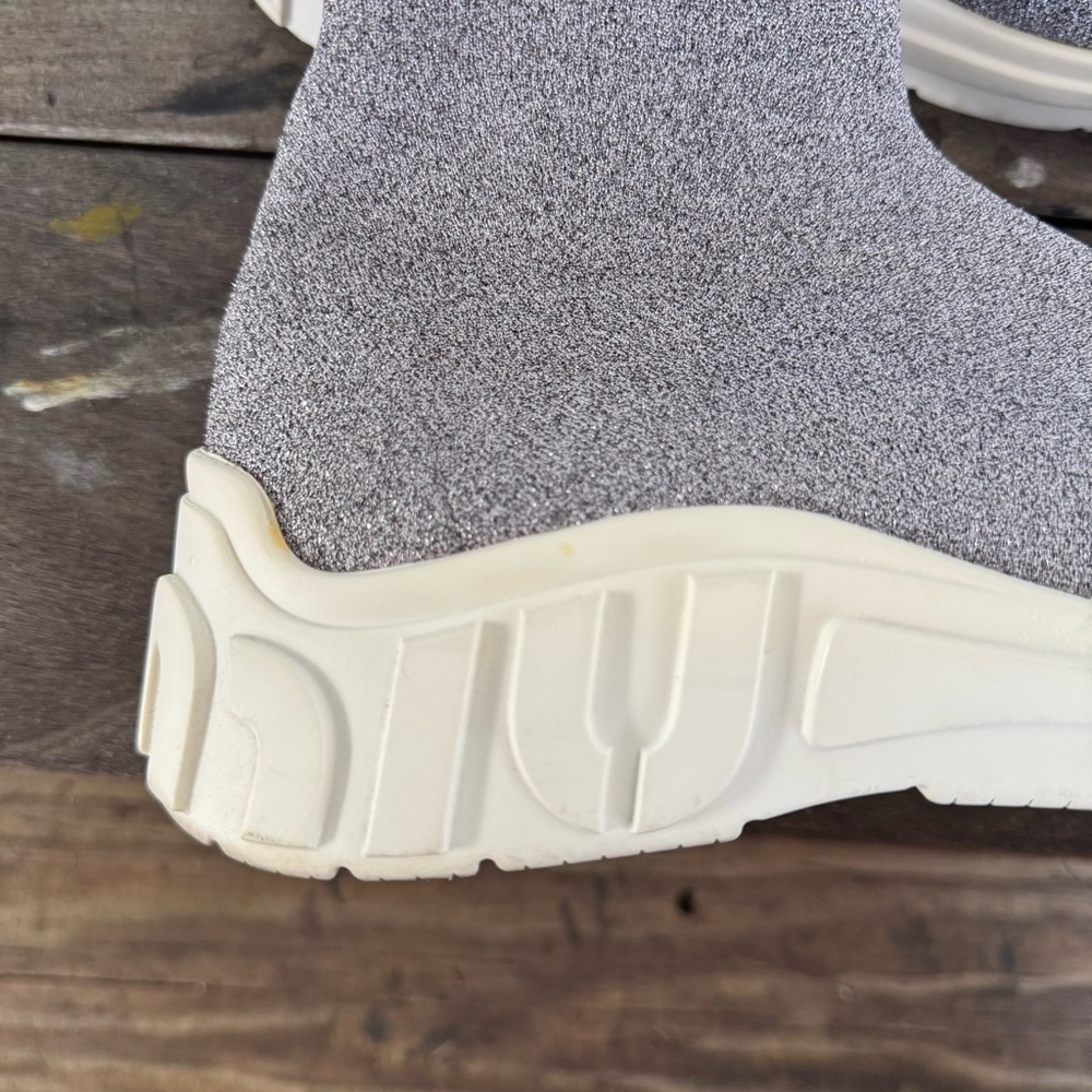Miu Miu Textured Gray Boots - Picture 5 of 12